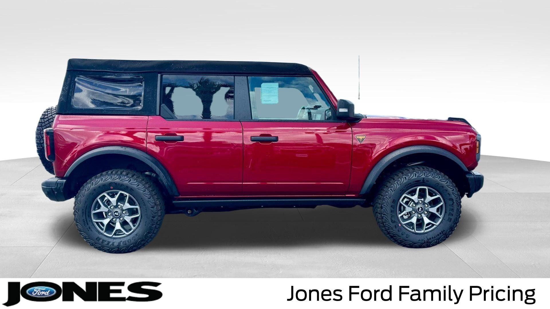 2025 Ford Bronco Badlands®