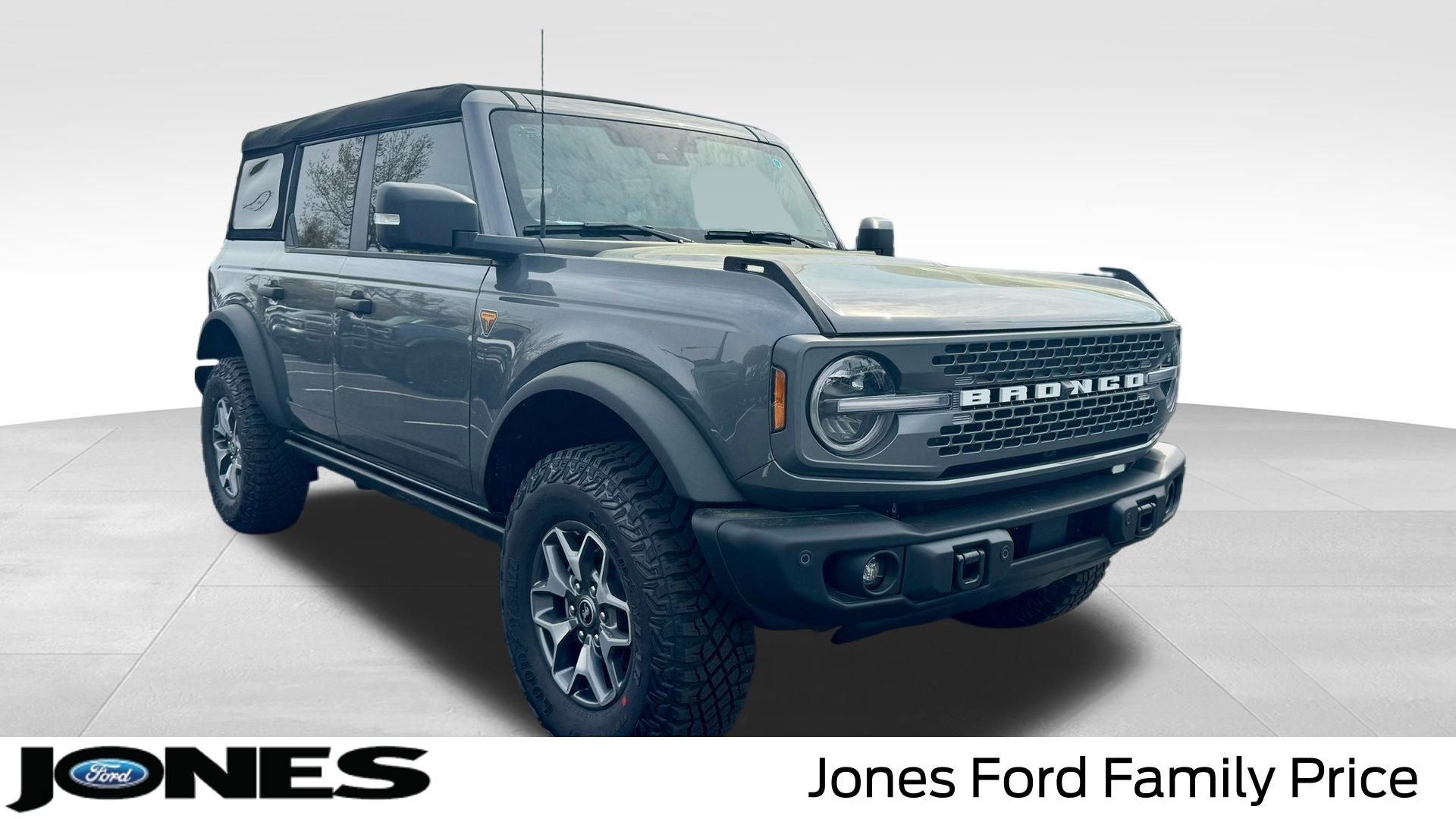 2025 Ford Bronco Badlands®