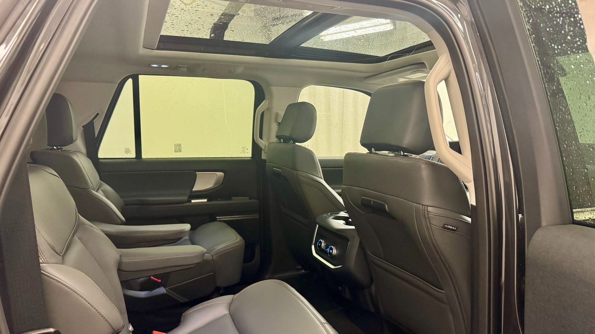 2025 Ford Expedition Max Active MAX