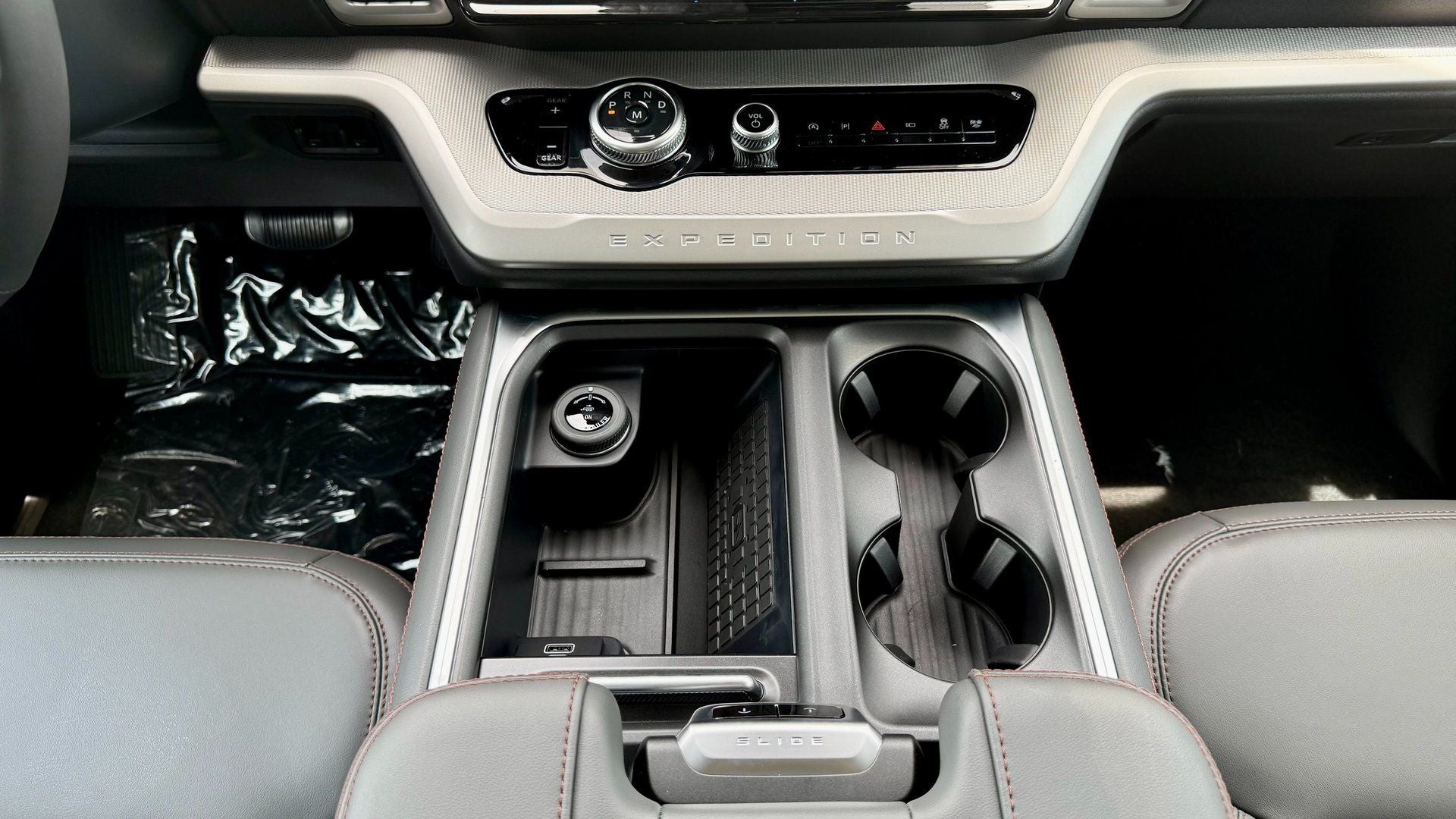 2025 Ford Expedition Max Active MAX