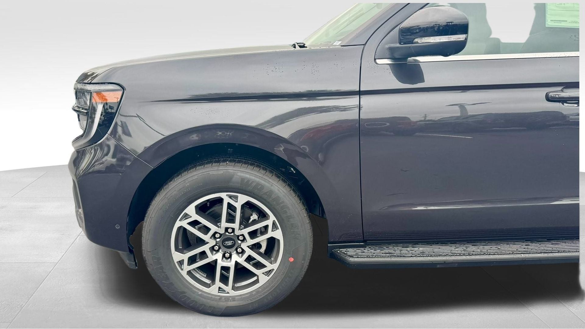 2025 Ford Expedition Max Active MAX