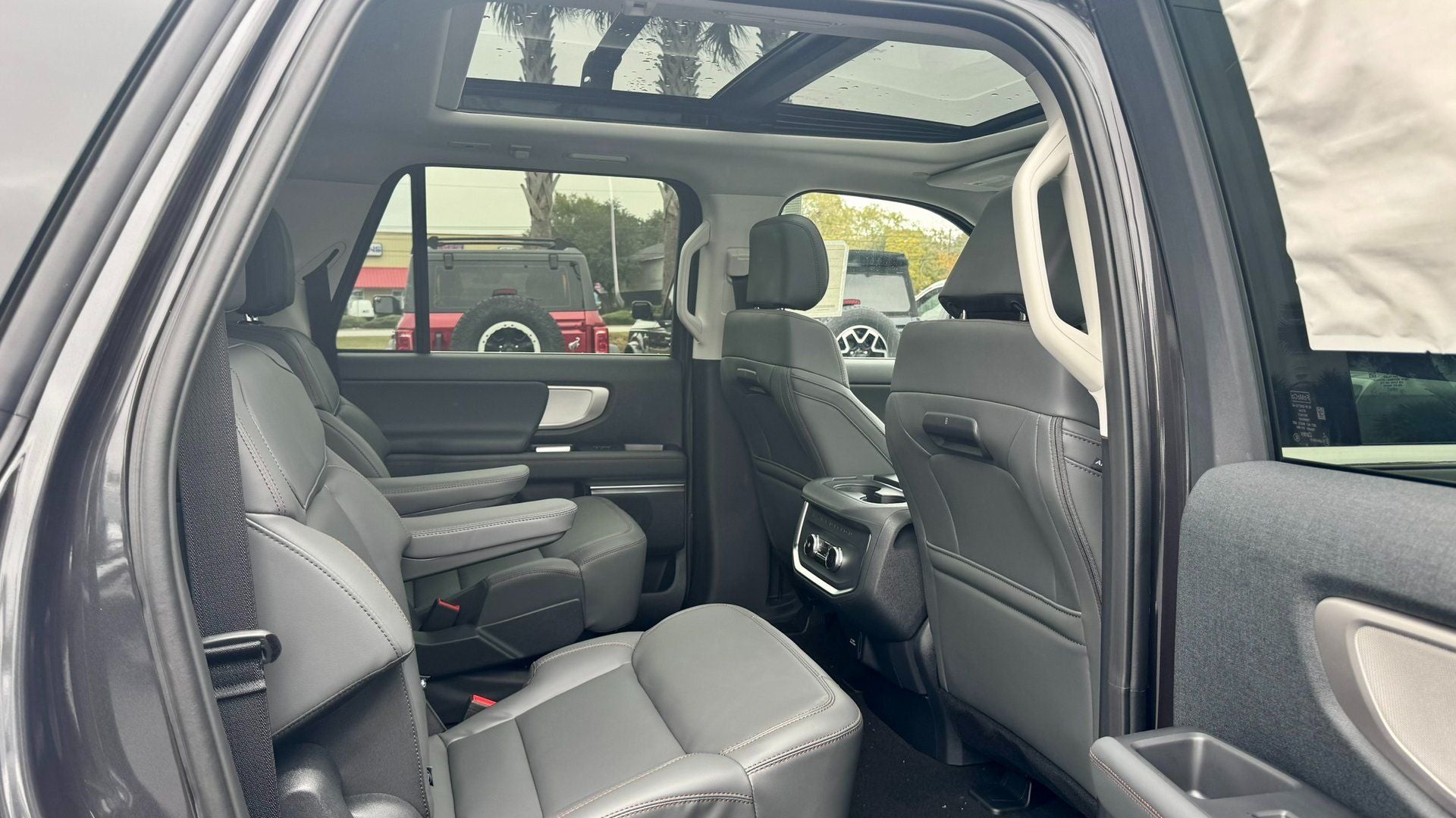 2025 Ford Expedition Max Active MAX