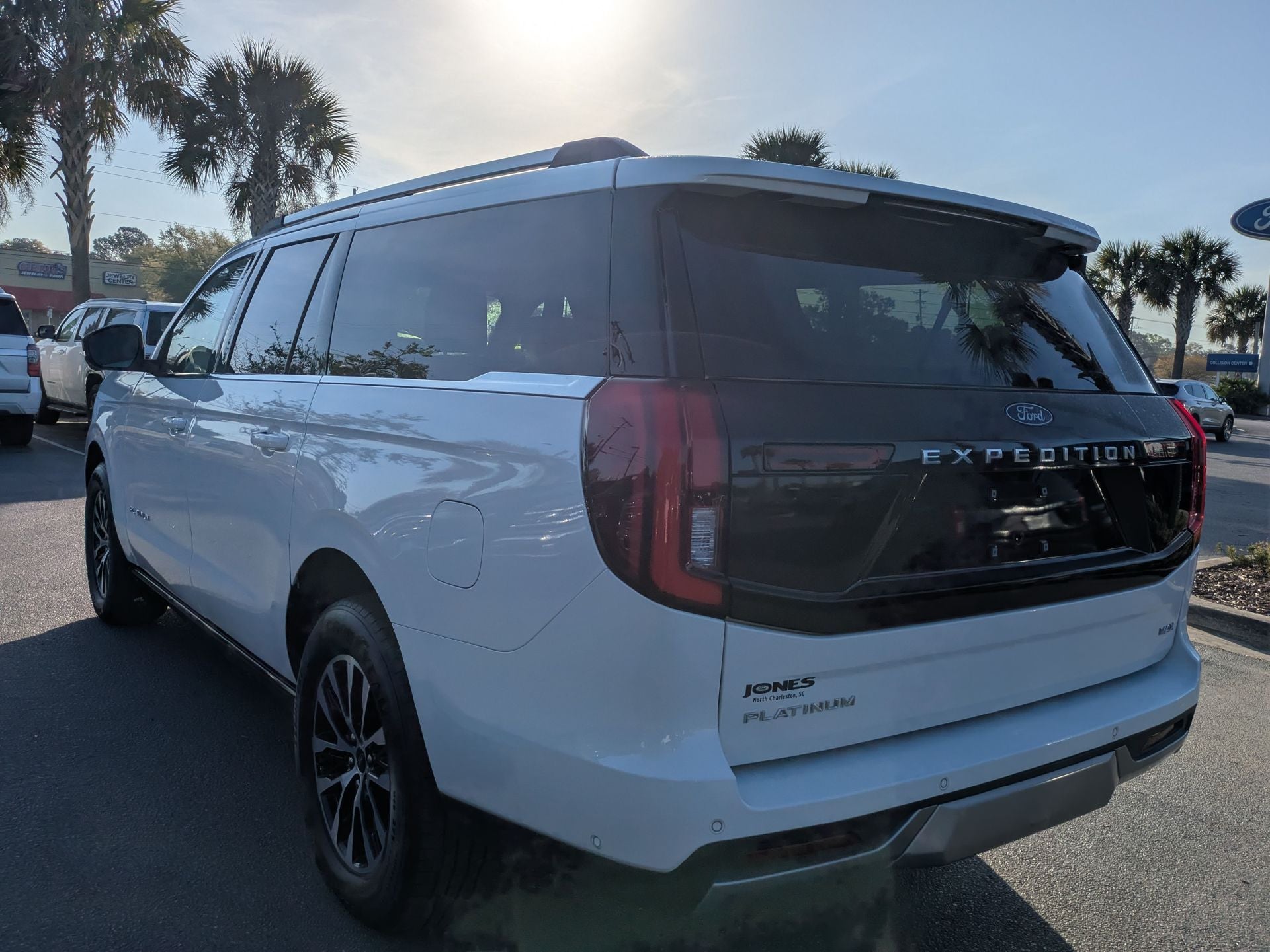 2025 Ford Expedition Max Platinum