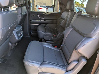 2027 Ford Expedition Max MAX Platinum