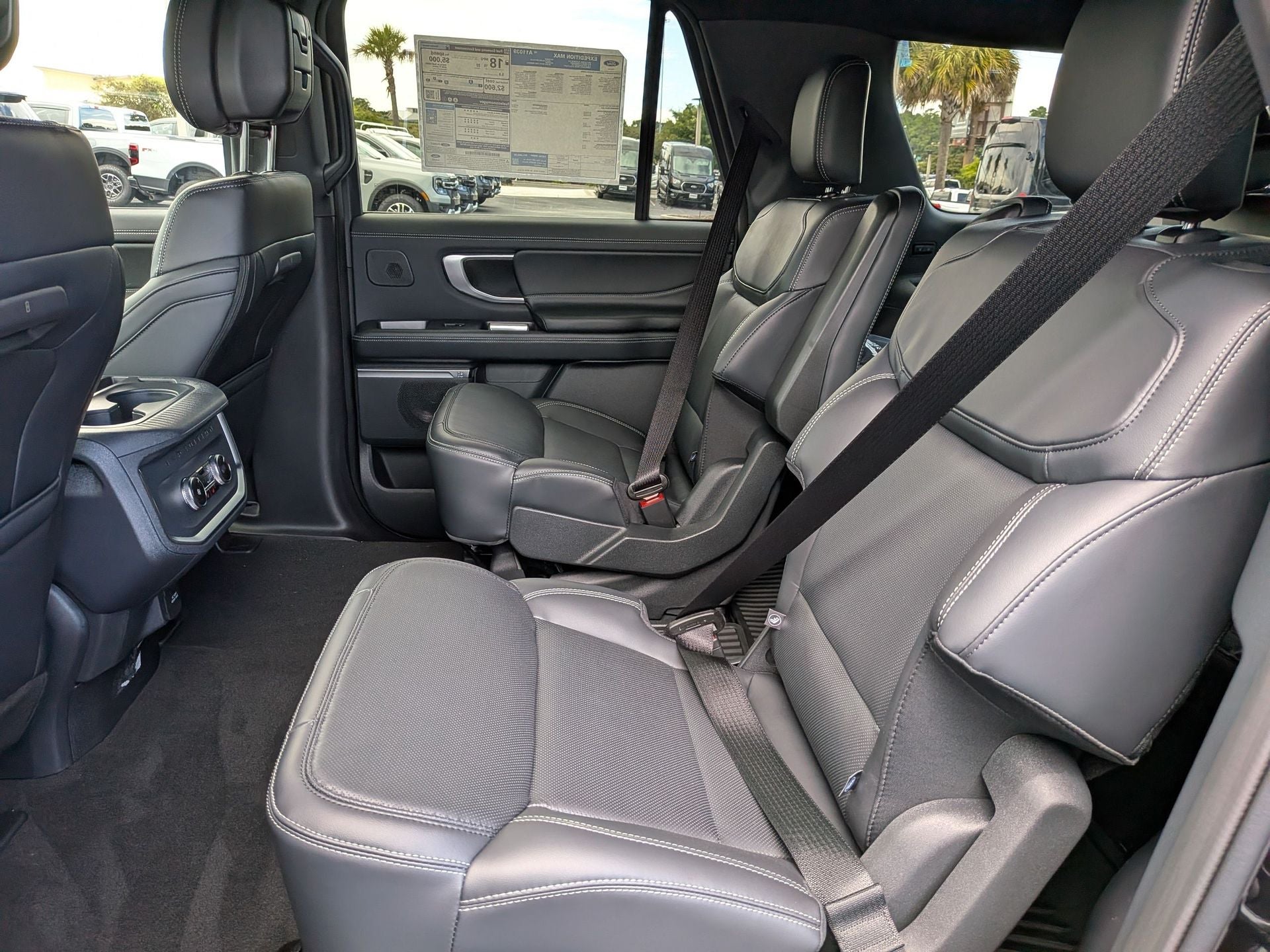 2027 Ford Expedition Max MAX Platinum