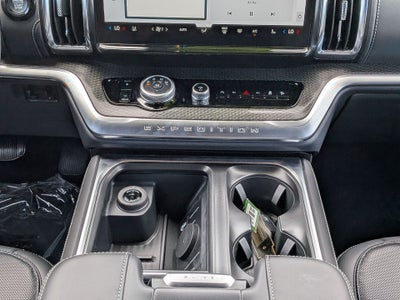 2027 Ford Expedition Max MAX Platinum