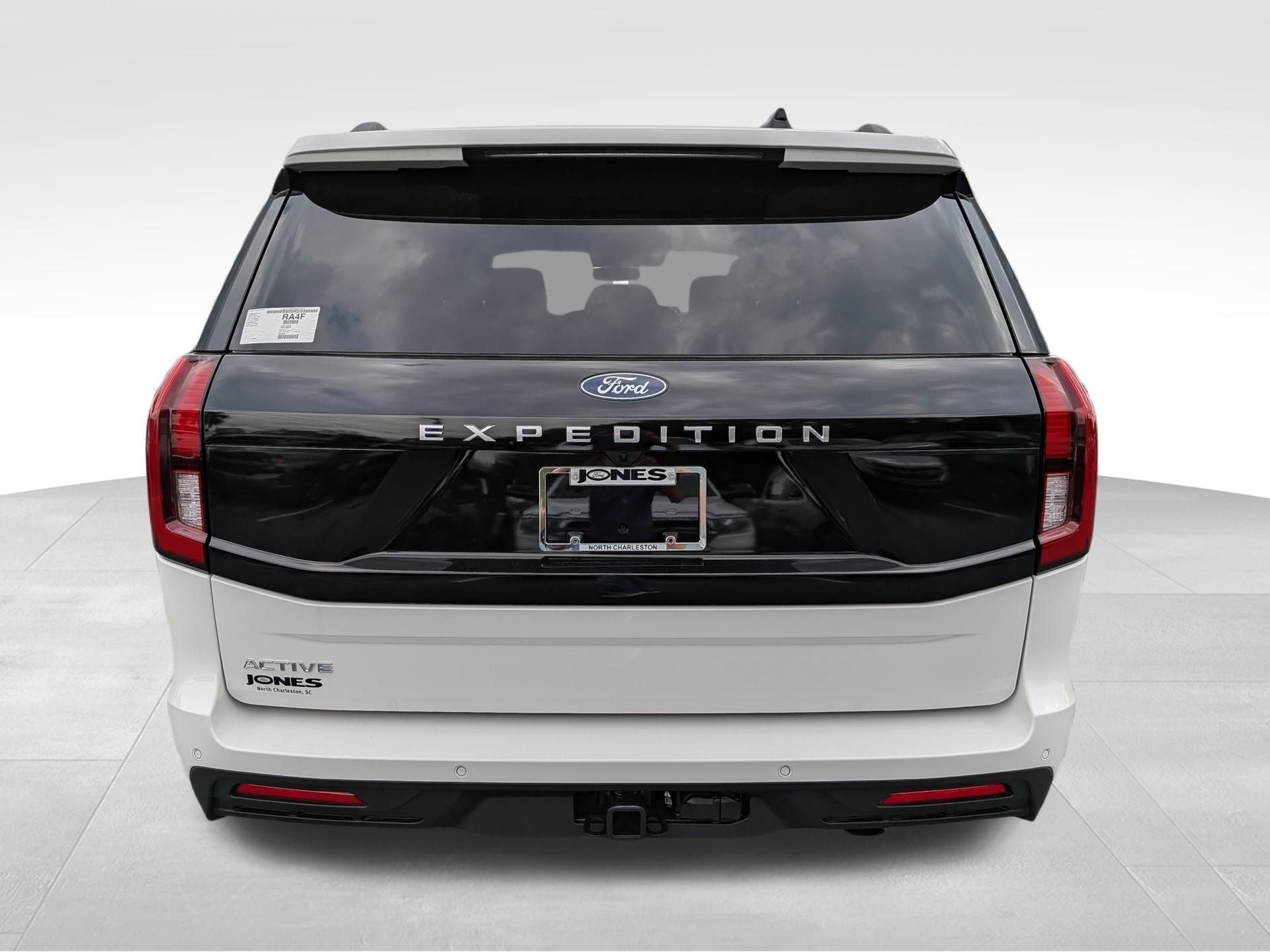 2026 Ford Expedition Active