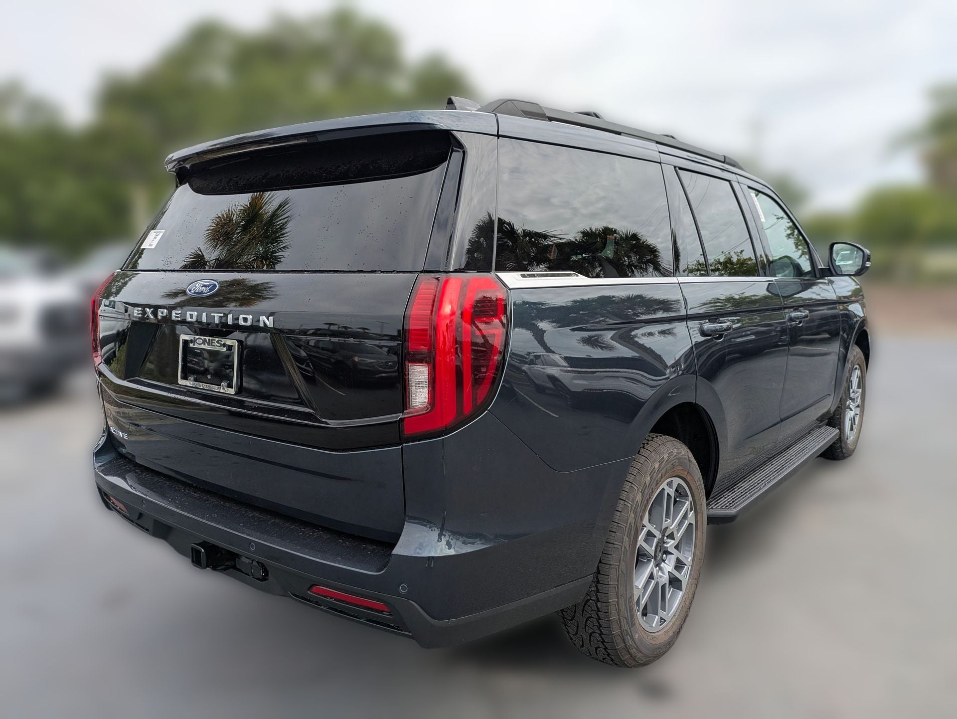 2026 Ford Expedition Active