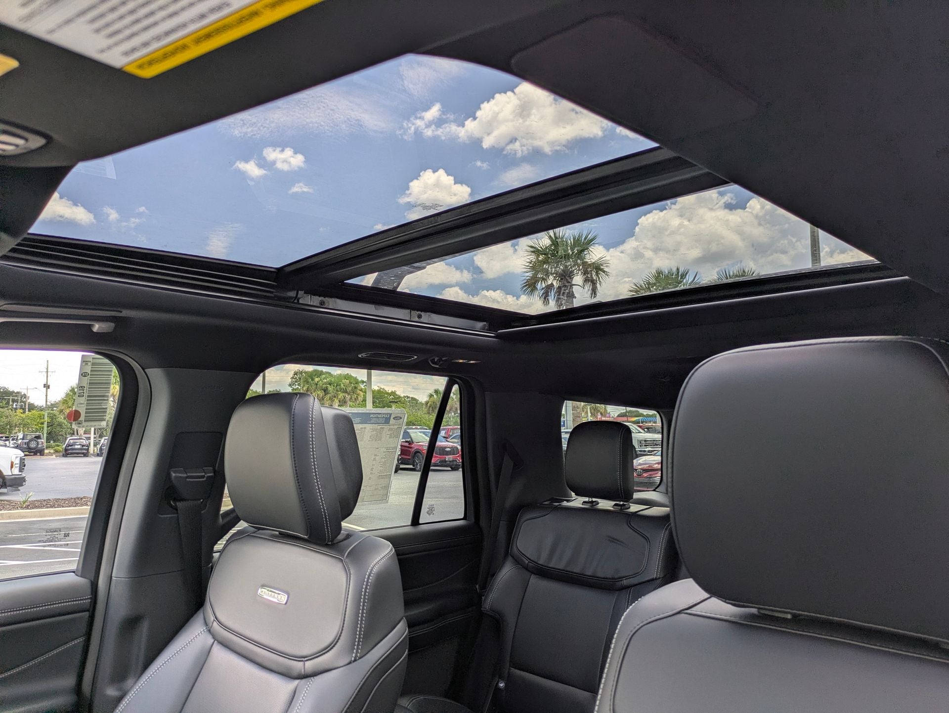 2027 Ford Expedition Platinum