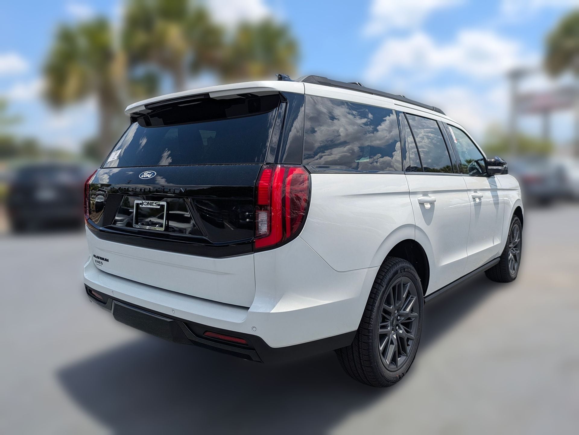 2027 Ford Expedition Platinum
