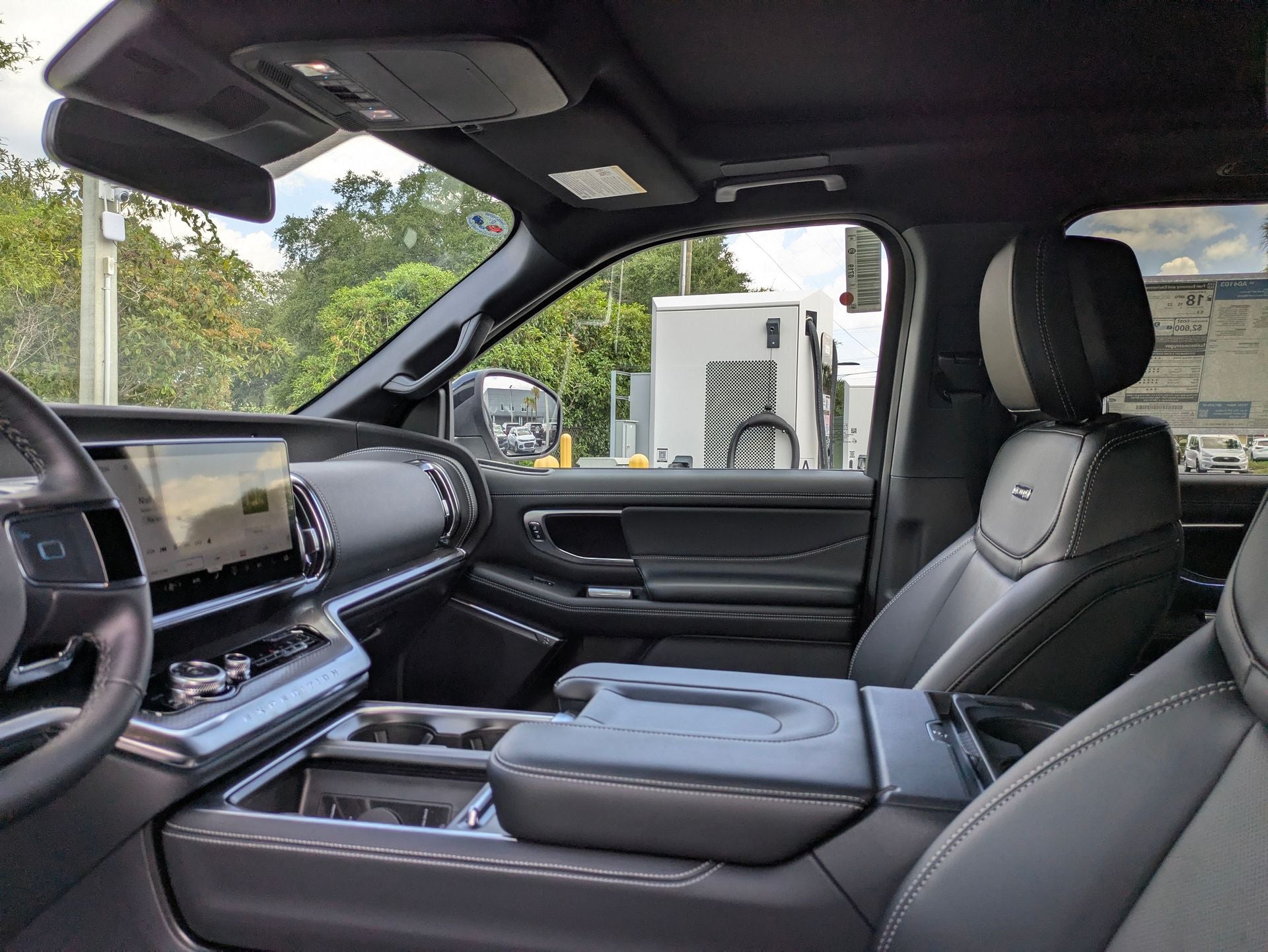 2027 Ford Expedition Platinum