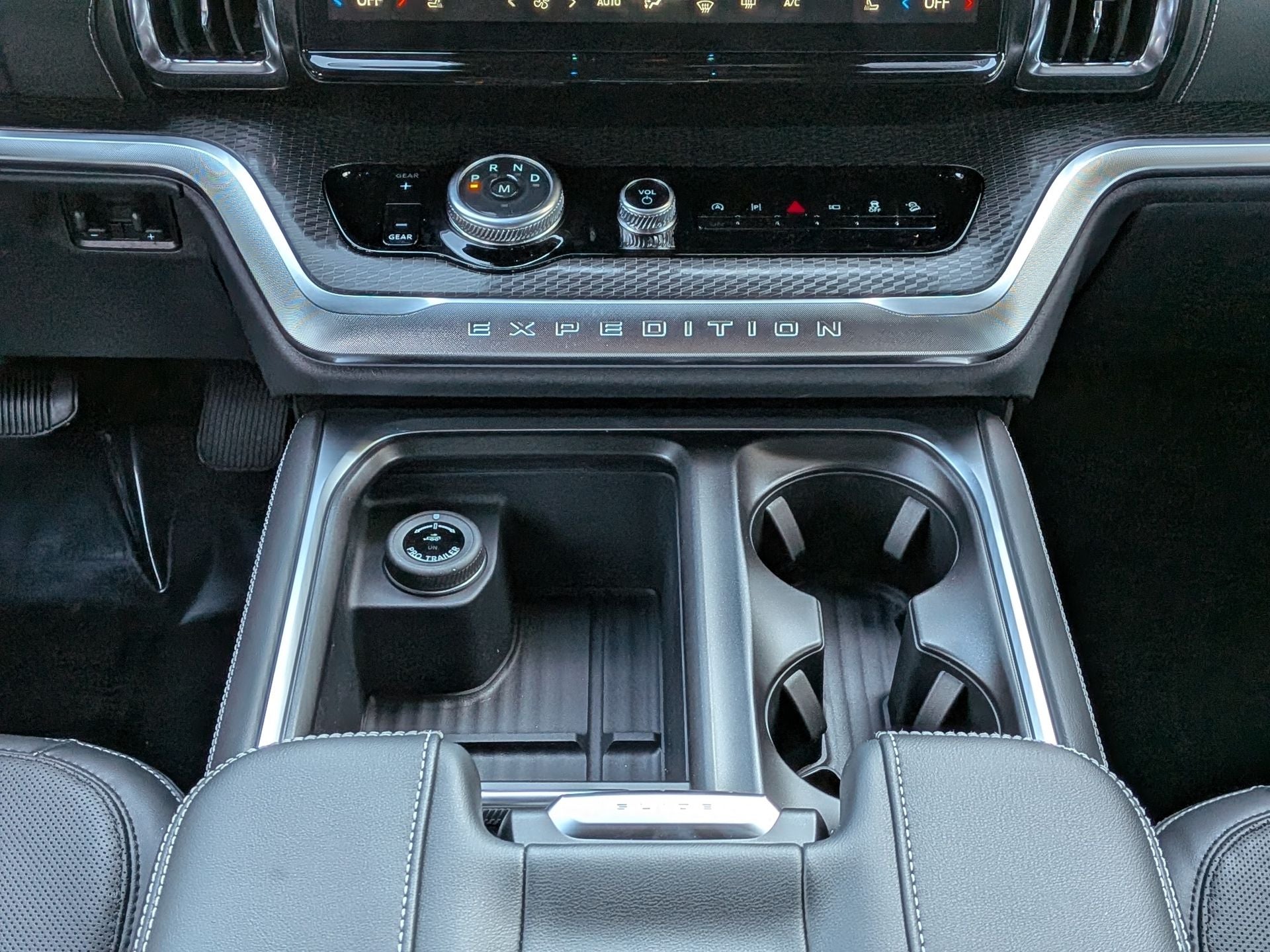 2026 Ford Expedition Platinum®