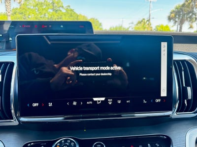 2026 Ford Expedition Platinum®