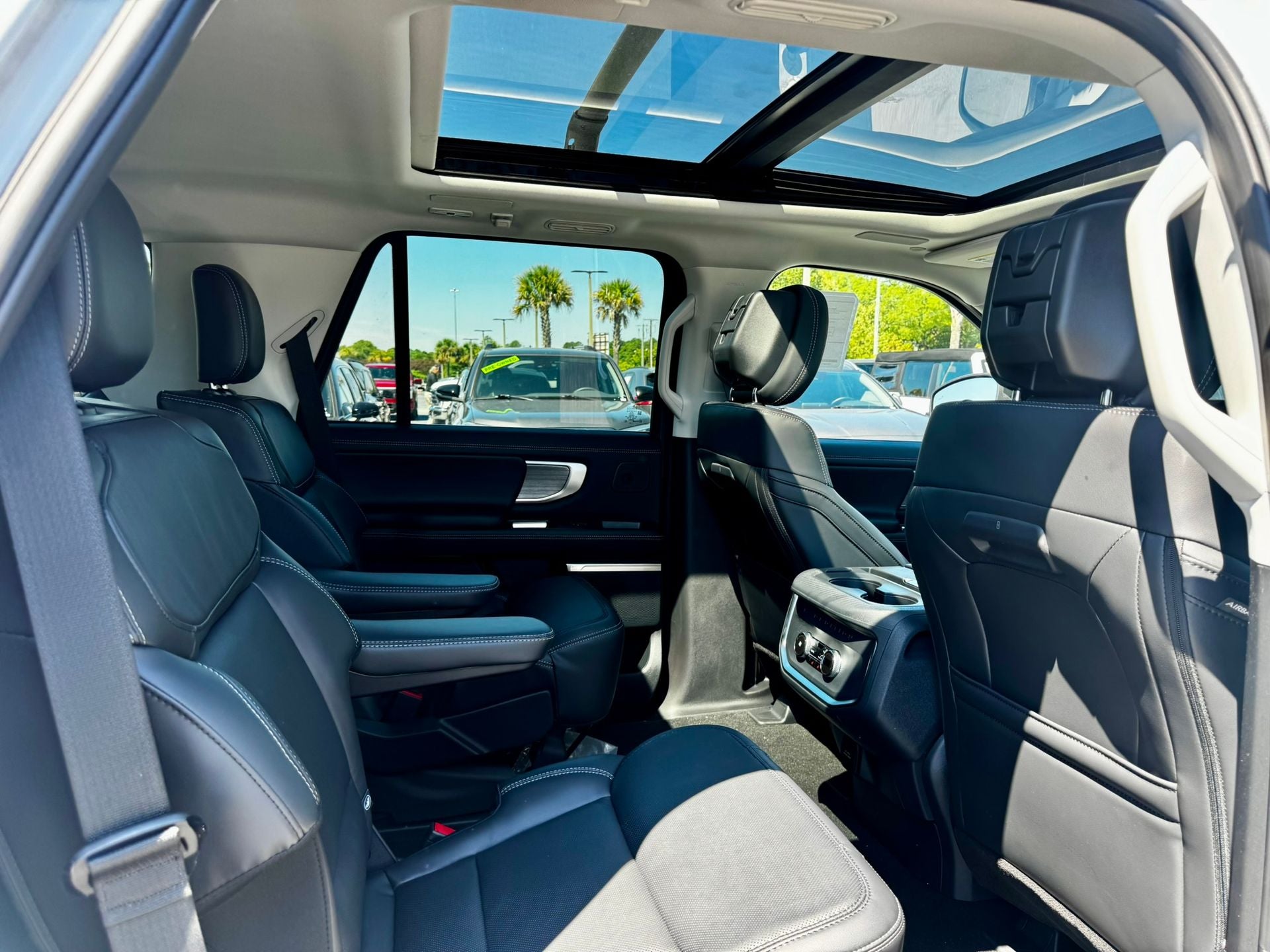 2026 Ford Expedition Platinum®