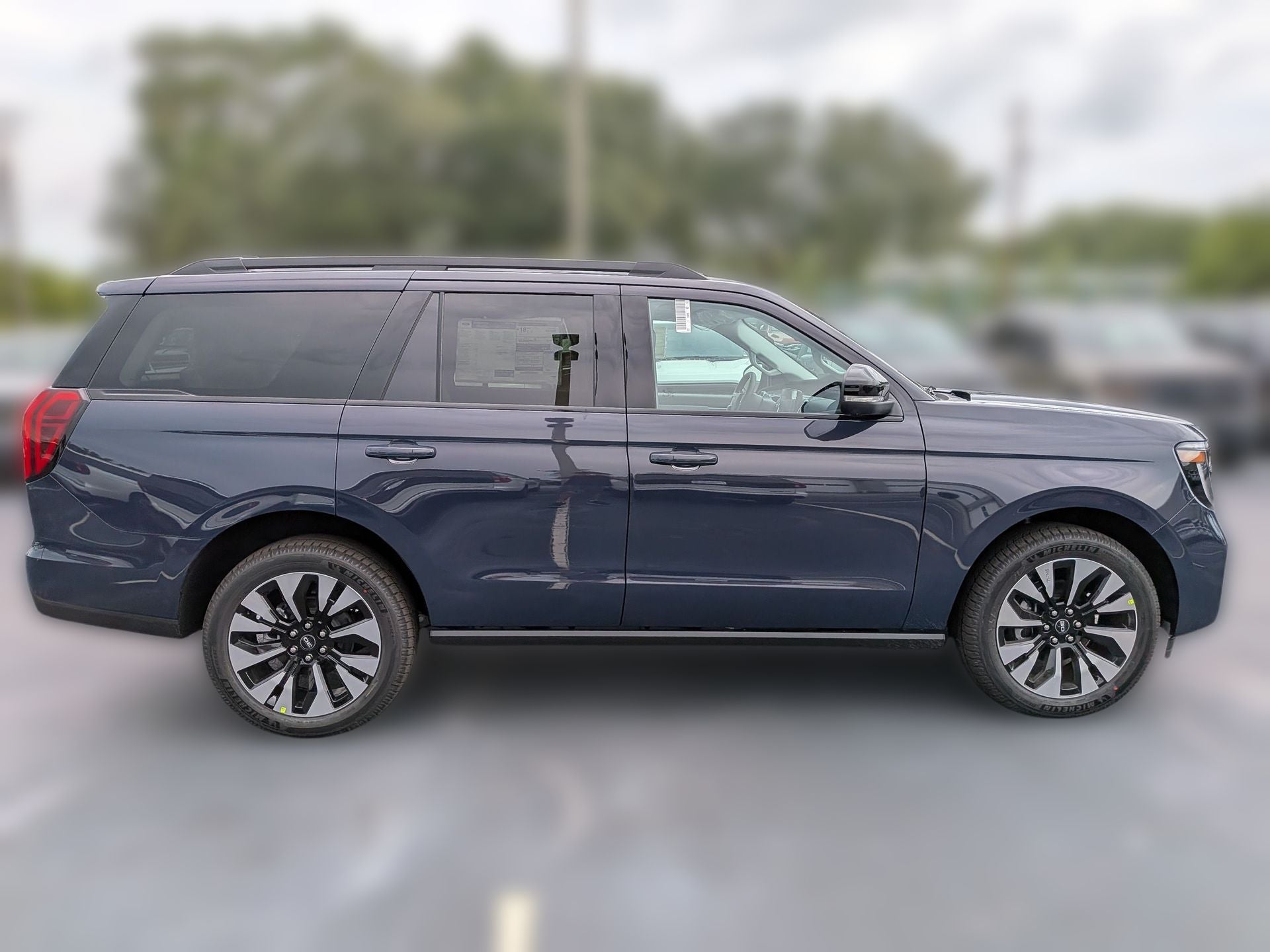 2027 Ford Expedition Platinum