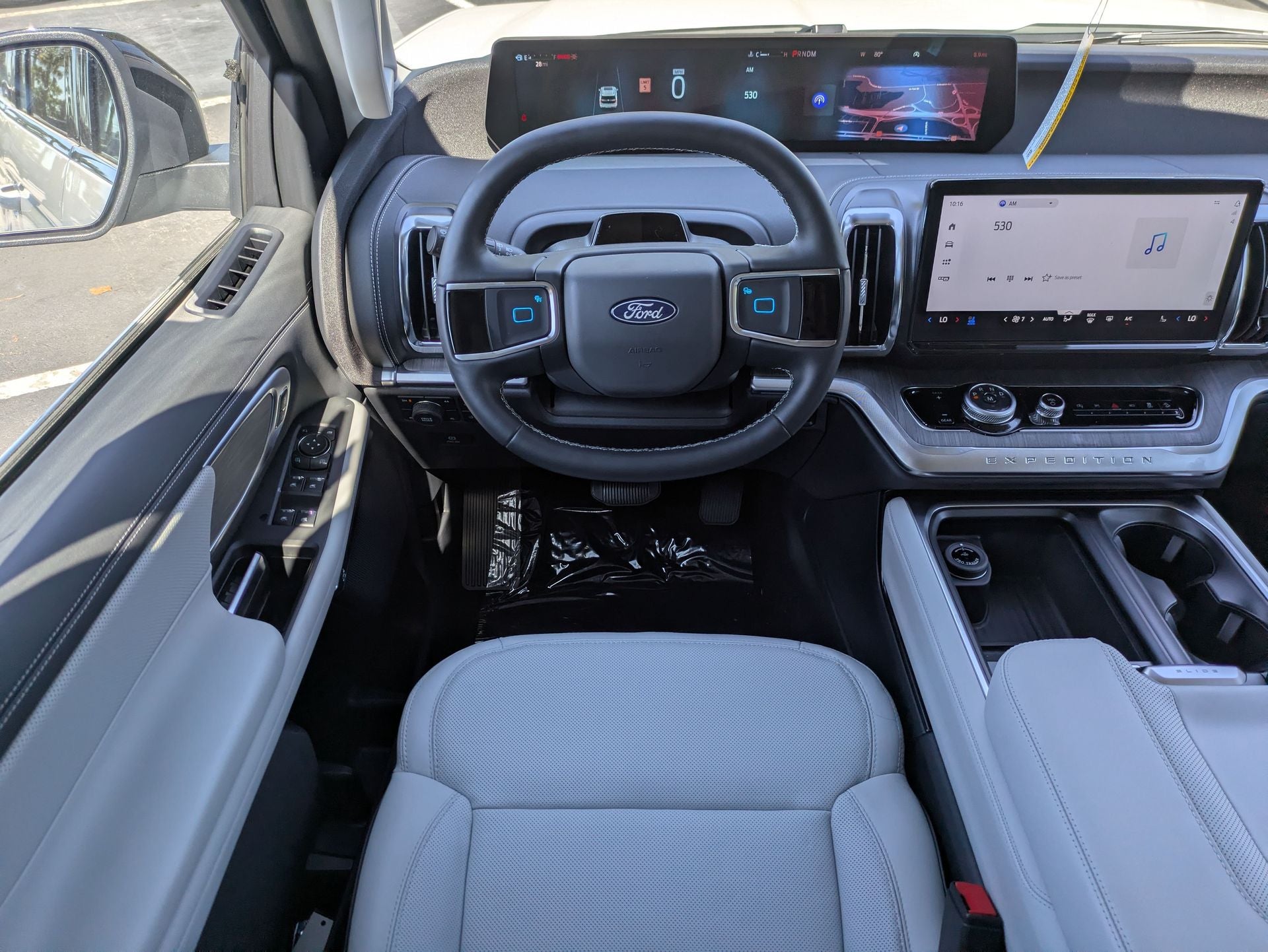 2026 Ford Expedition Platinum®
