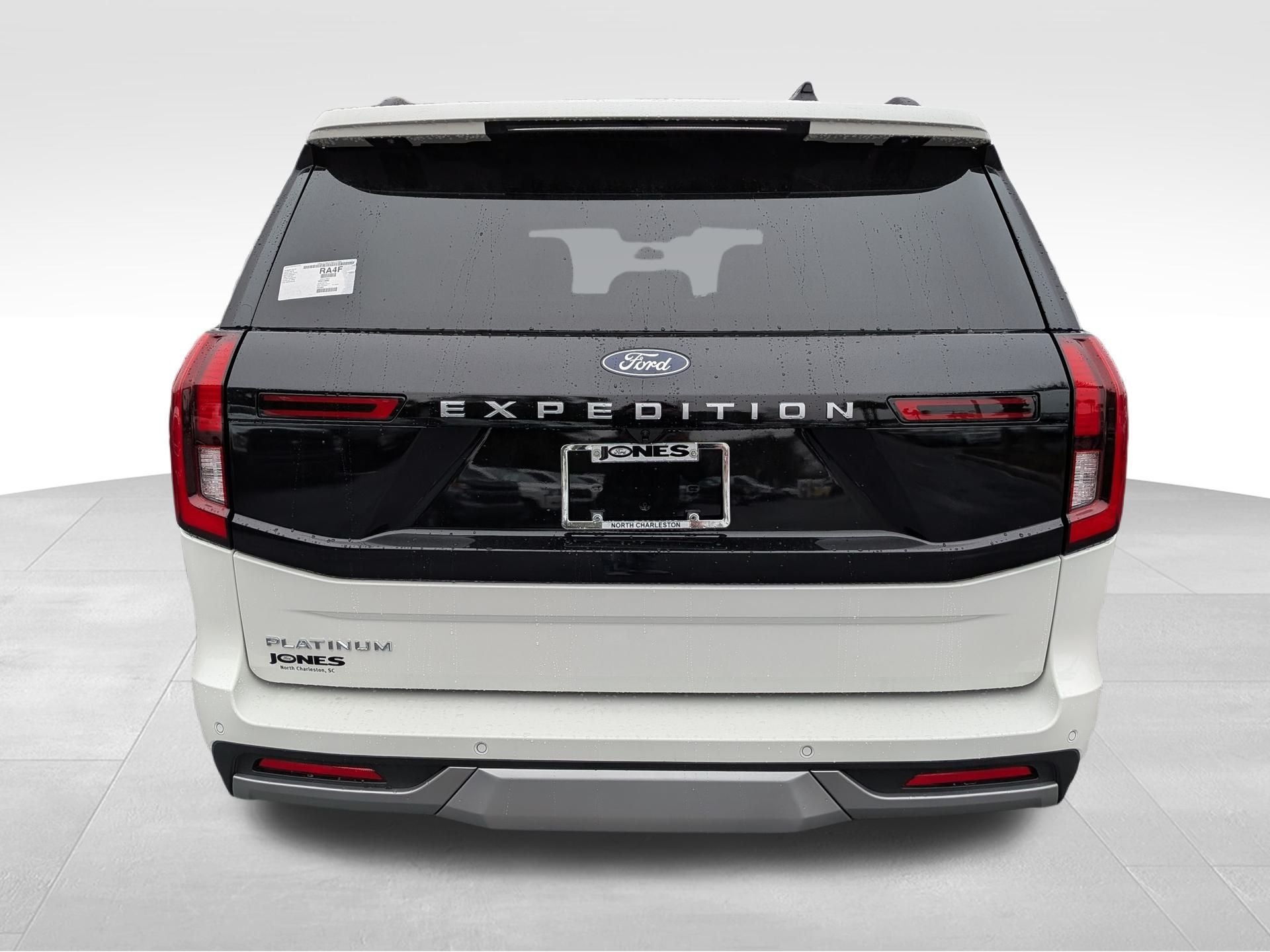 2026 Ford Expedition Platinum®