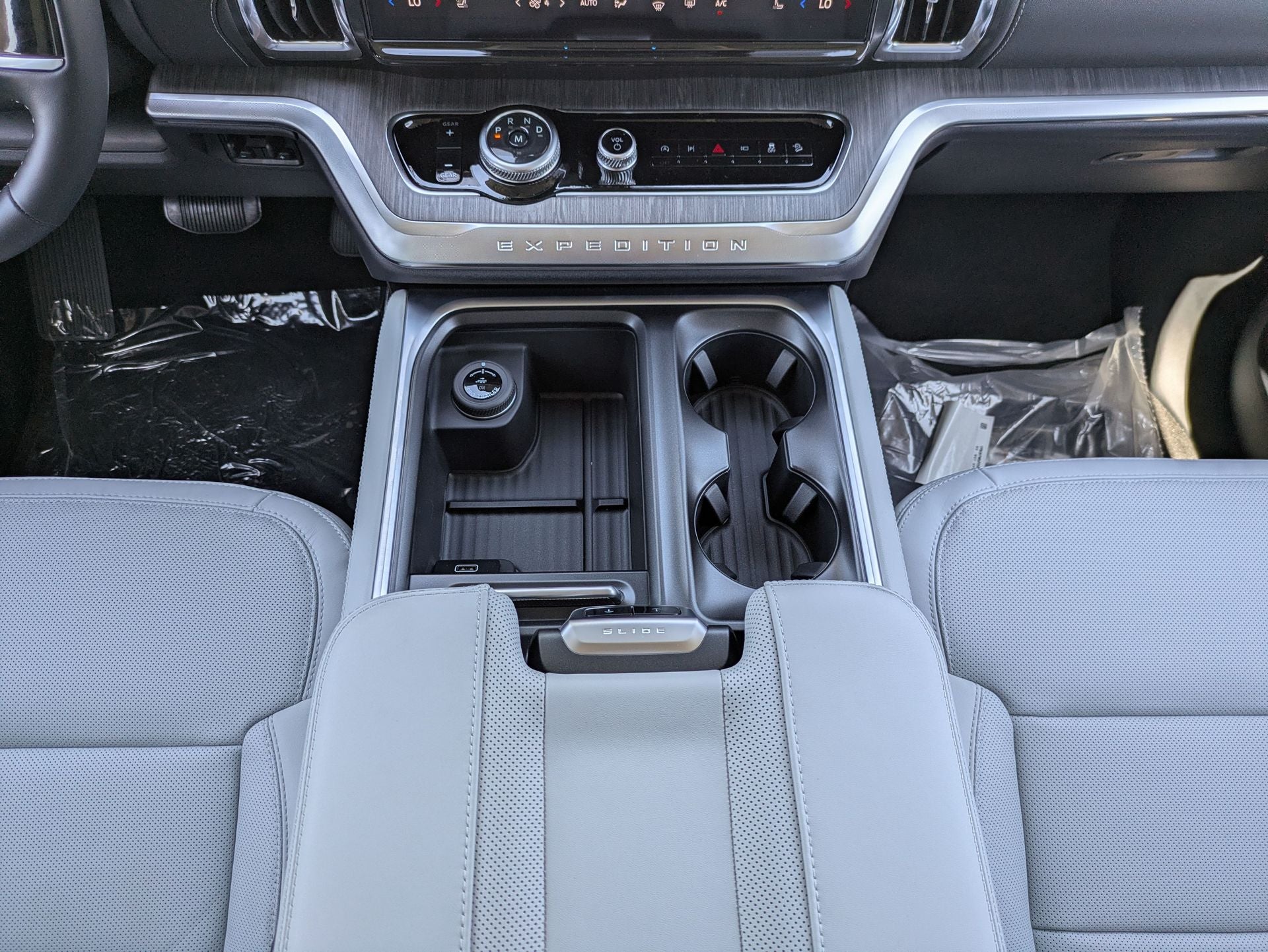 2026 Ford Expedition Platinum®