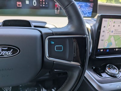 2025 Ford Expedition Platinum®