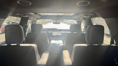 2025 Ford Expedition Platinum®