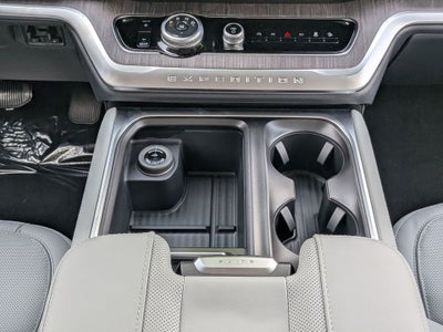 2026 Ford Expedition Platinum®