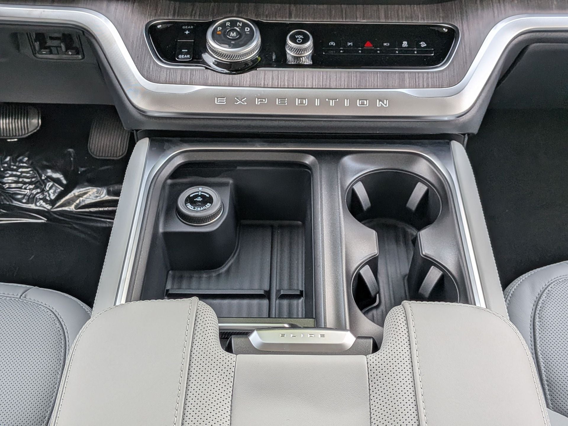 2026 Ford Expedition Platinum®