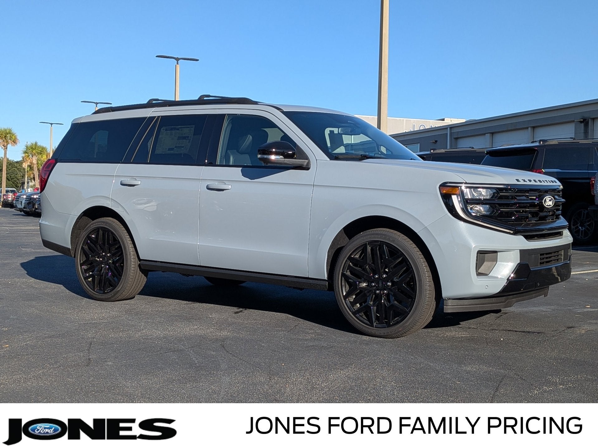 2027 Ford Expedition Platinum
