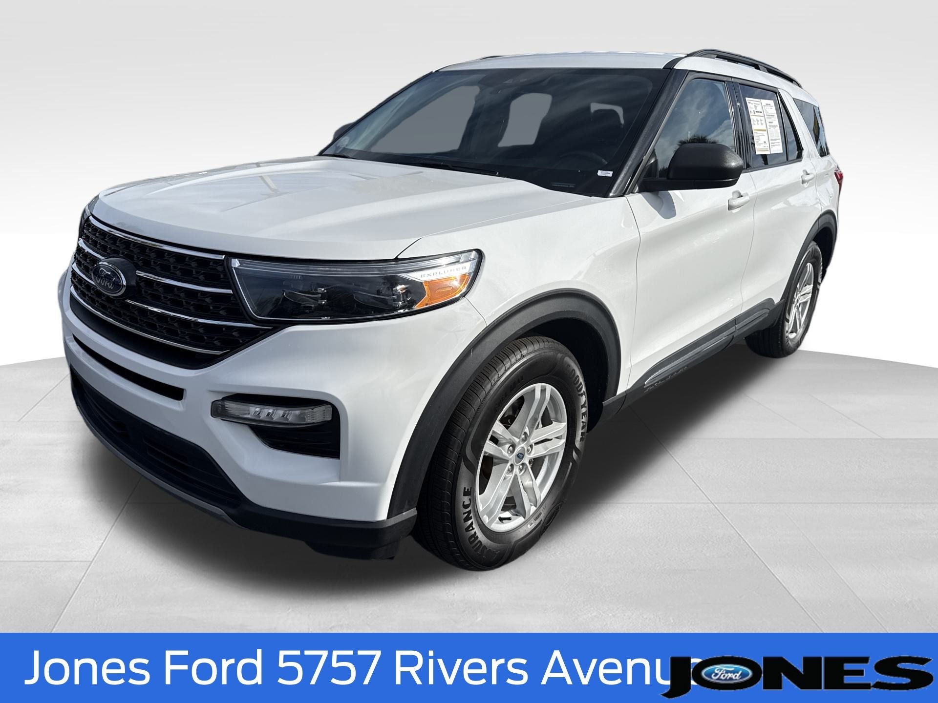 2024 Ford Explorer XLT RWD
