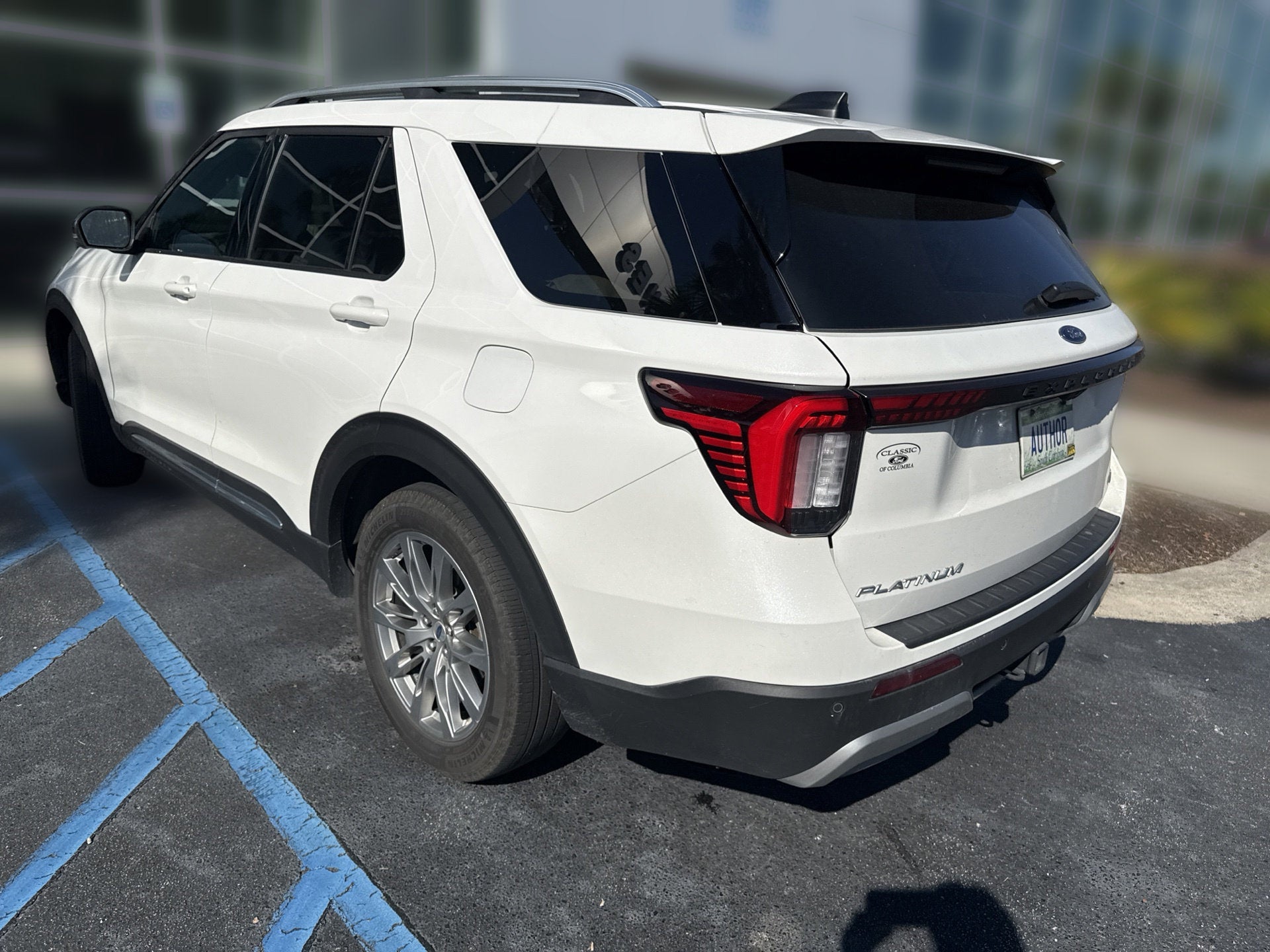 2025 Ford Explorer Platinum