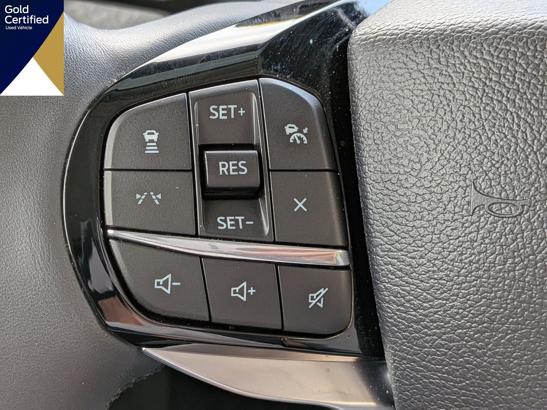 2025 Ford Explorer Platinum 4WD