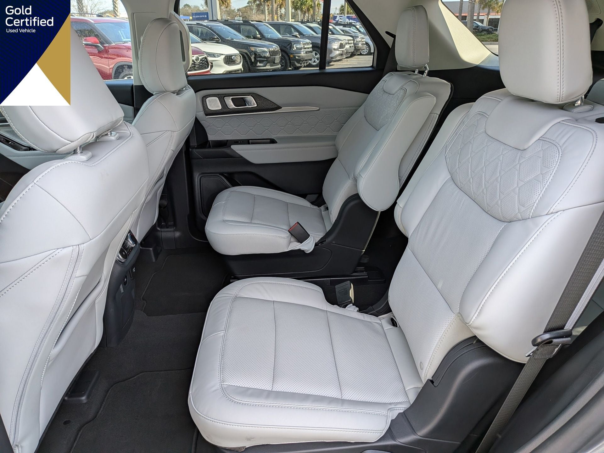 2025 Ford Explorer Platinum 4WD