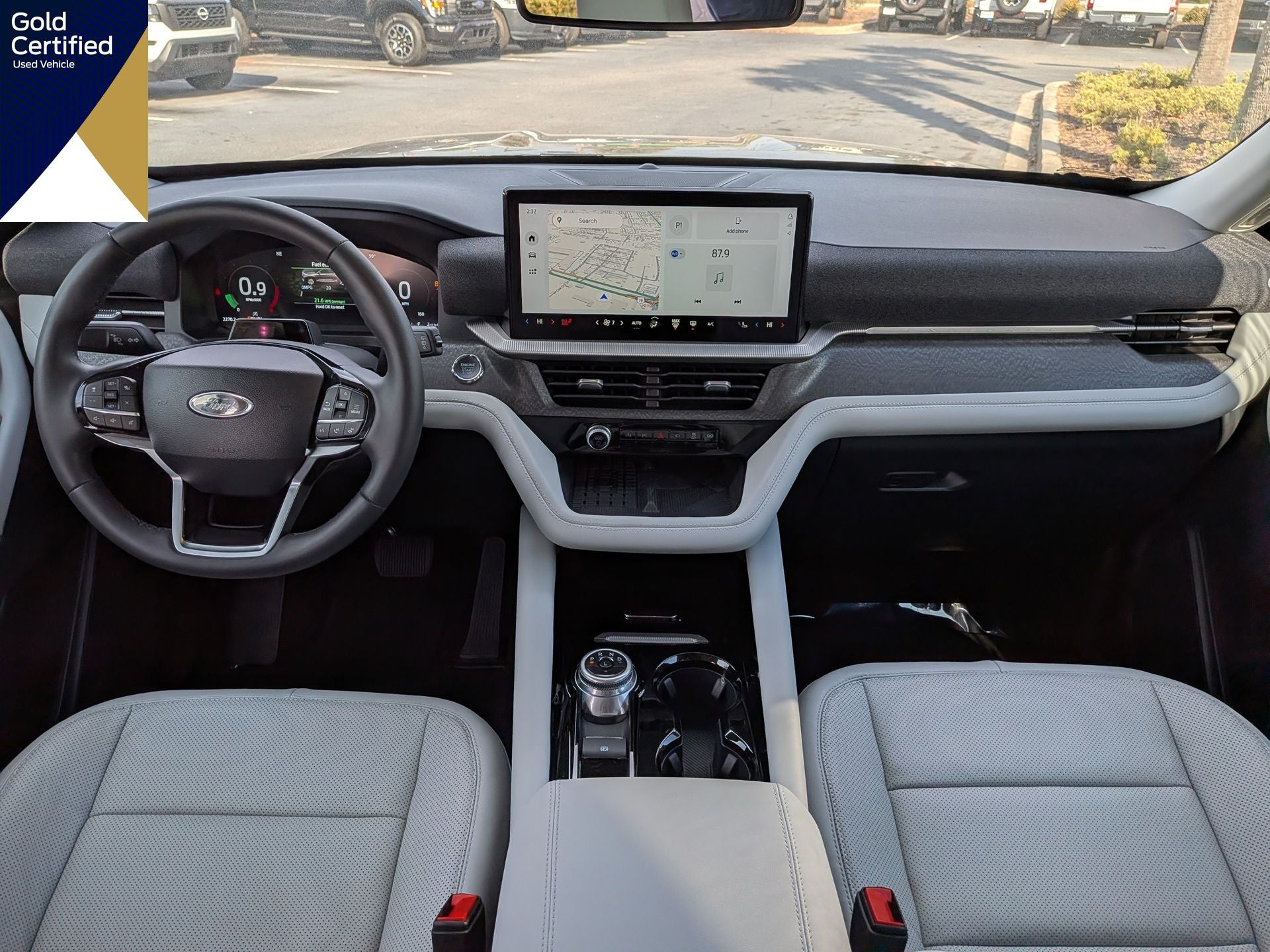 2025 Ford Explorer Platinum 4WD