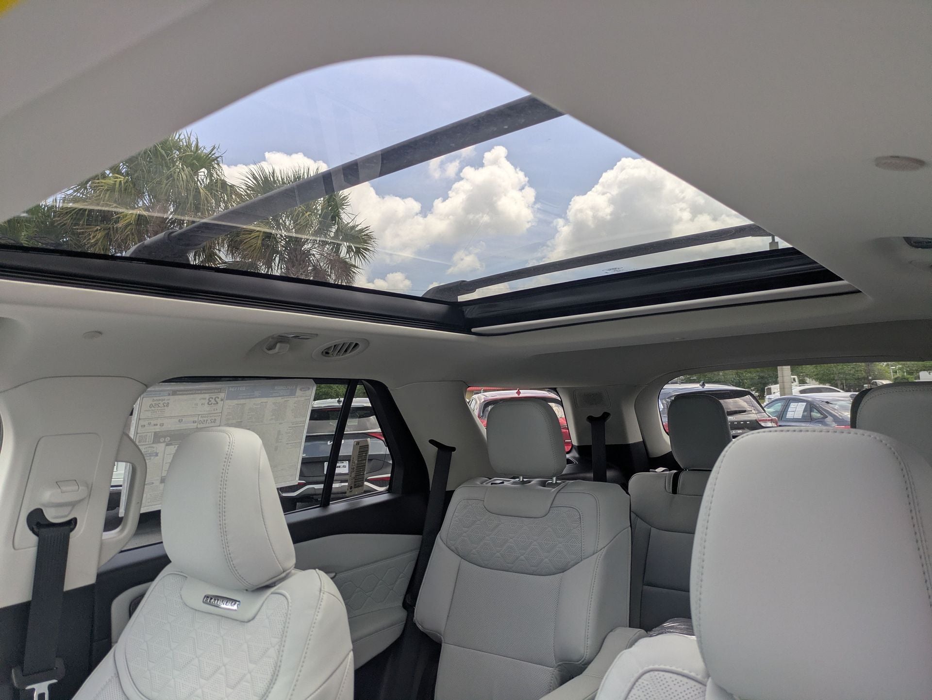 2026 Ford Explorer Platinum™
