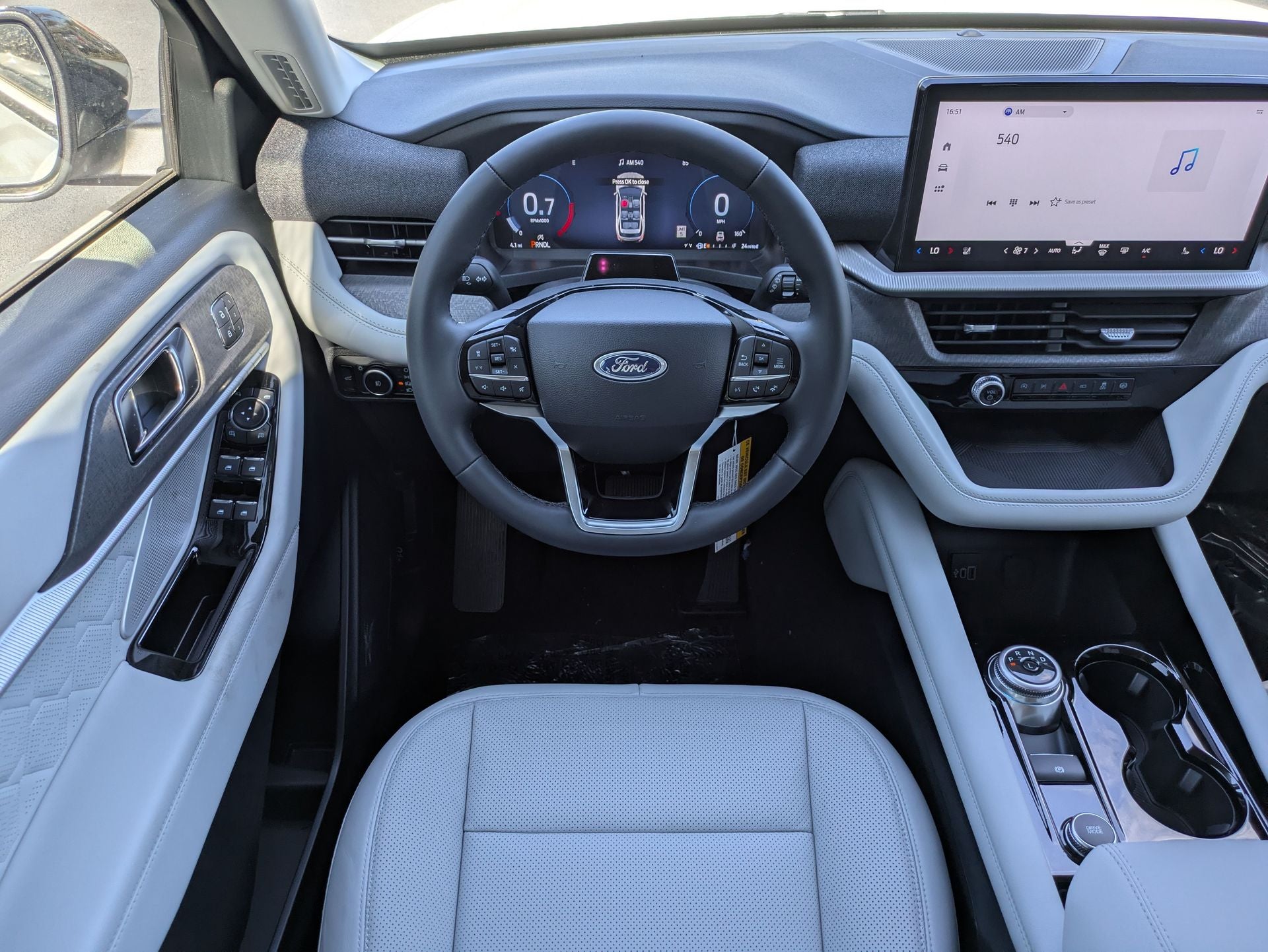 2026 Ford Explorer Platinum™