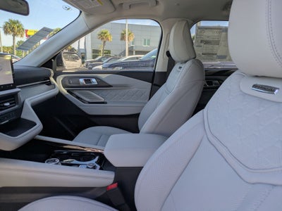 2026 Ford Explorer Platinum™