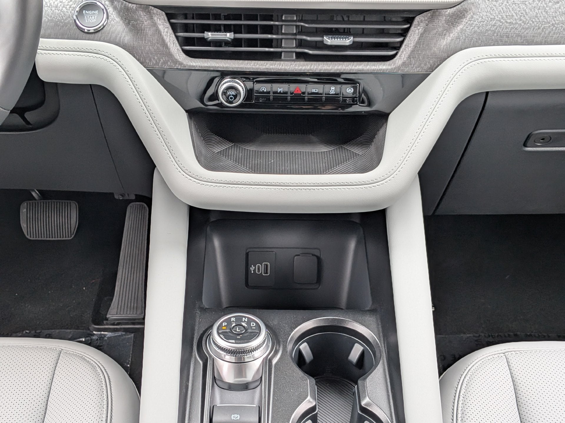2027 Ford Explorer Platinum™