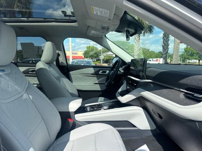 2026 Ford Explorer Platinum™