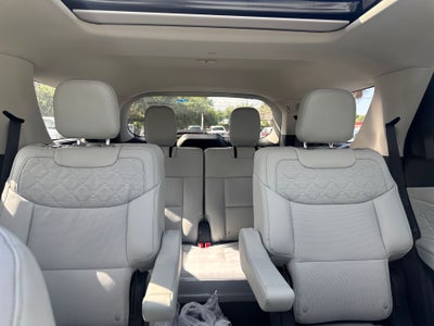 2026 Ford Explorer Platinum™