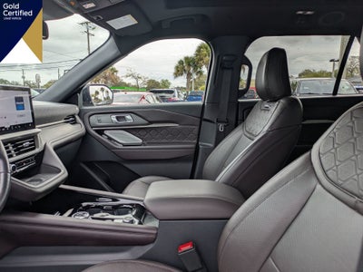 2025 Ford Explorer Platinum