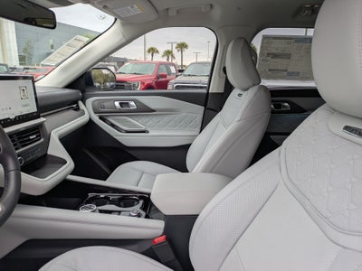 2026 Ford Explorer Platinum™