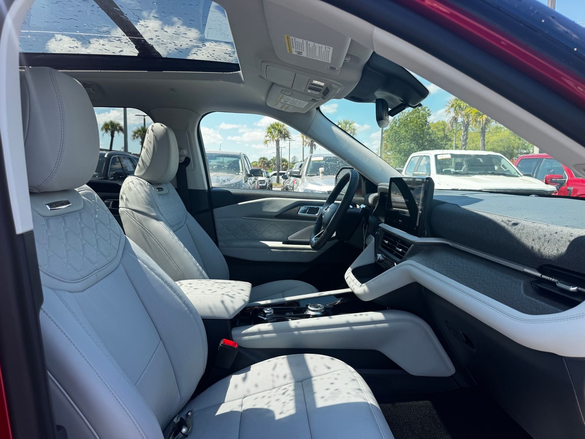 2026 Ford Explorer Platinum™