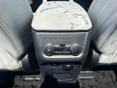 2026 Ford Explorer Platinum™