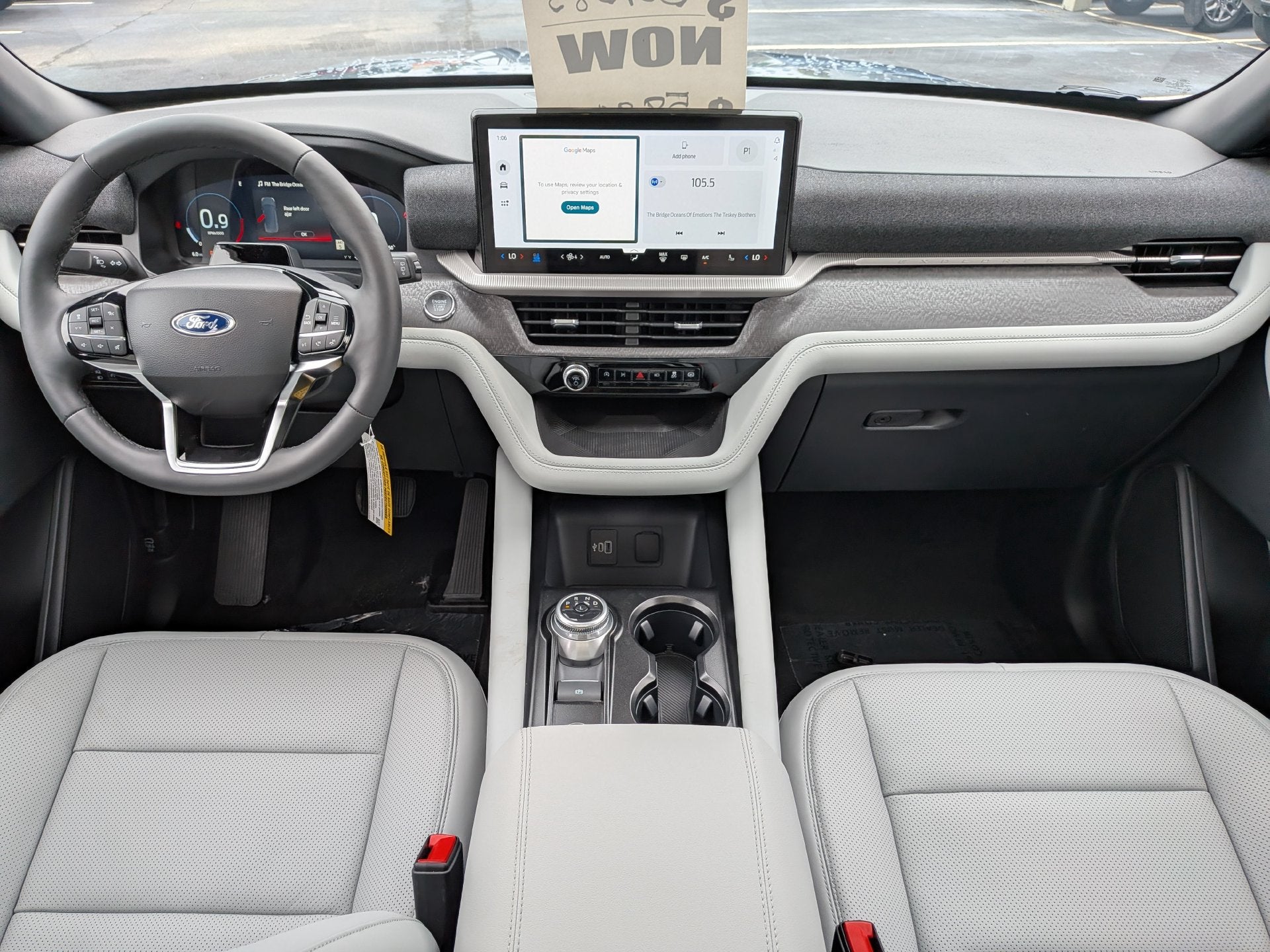 2027 Ford Explorer Platinum™