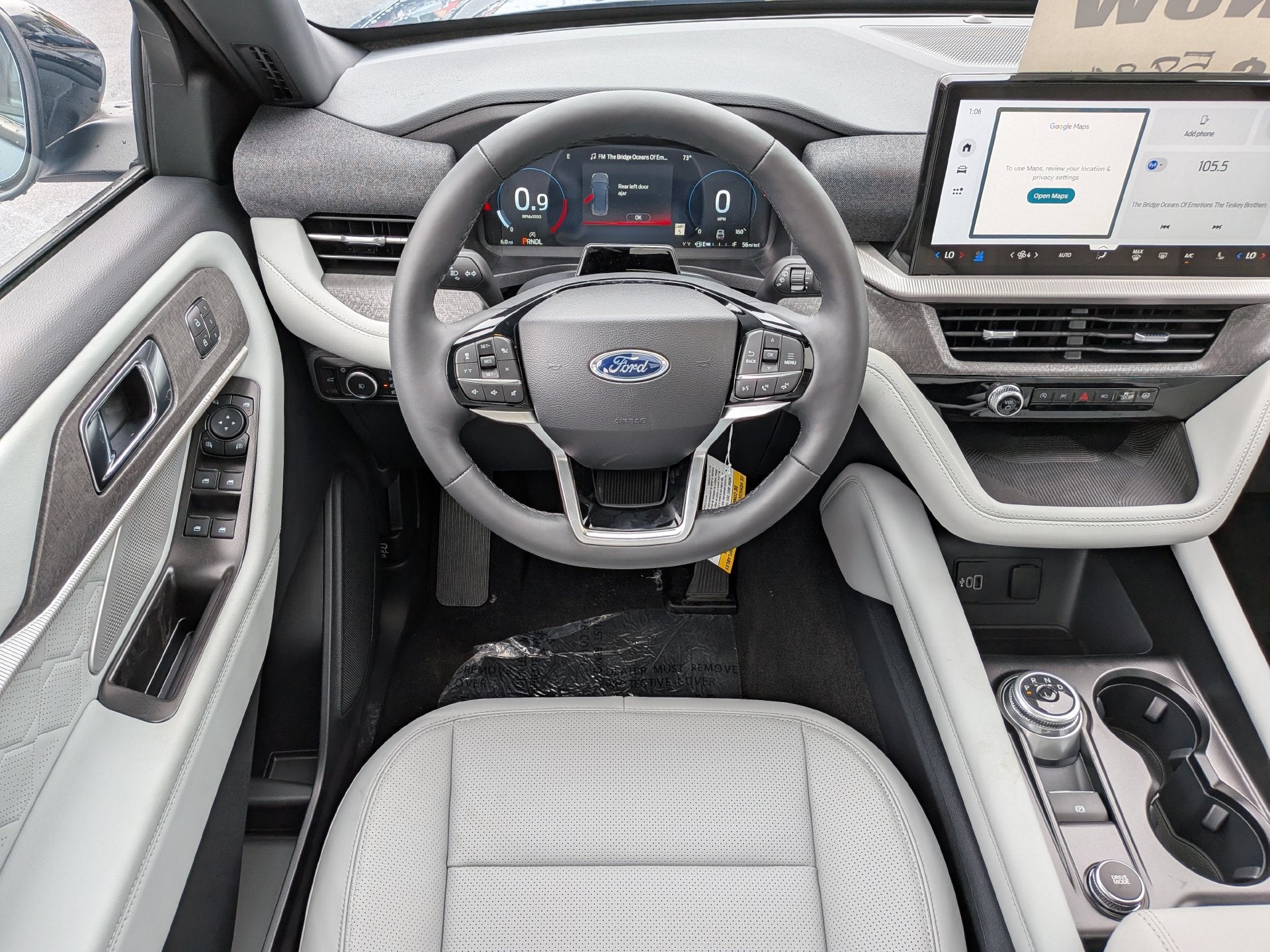 2027 Ford Explorer Platinum™