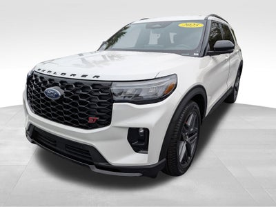 2025 Ford Explorer ST
