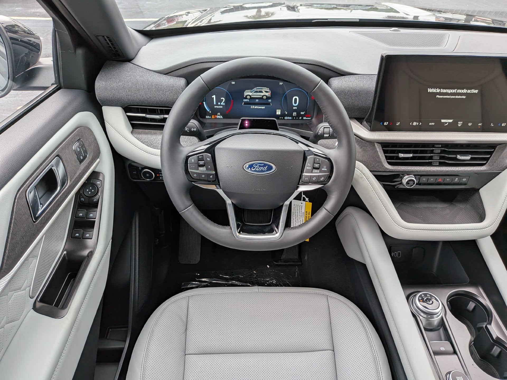 2027 Ford Explorer Platinum™