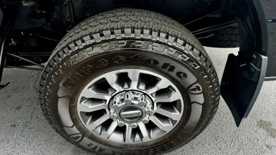 2022 Ford F-250SD Lariat