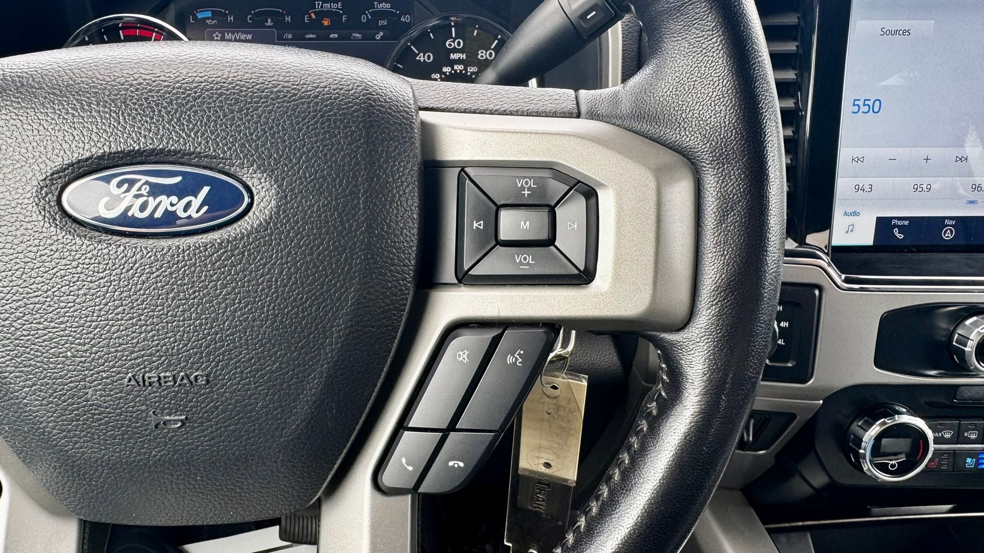 2022 Ford F-250SD Lariat