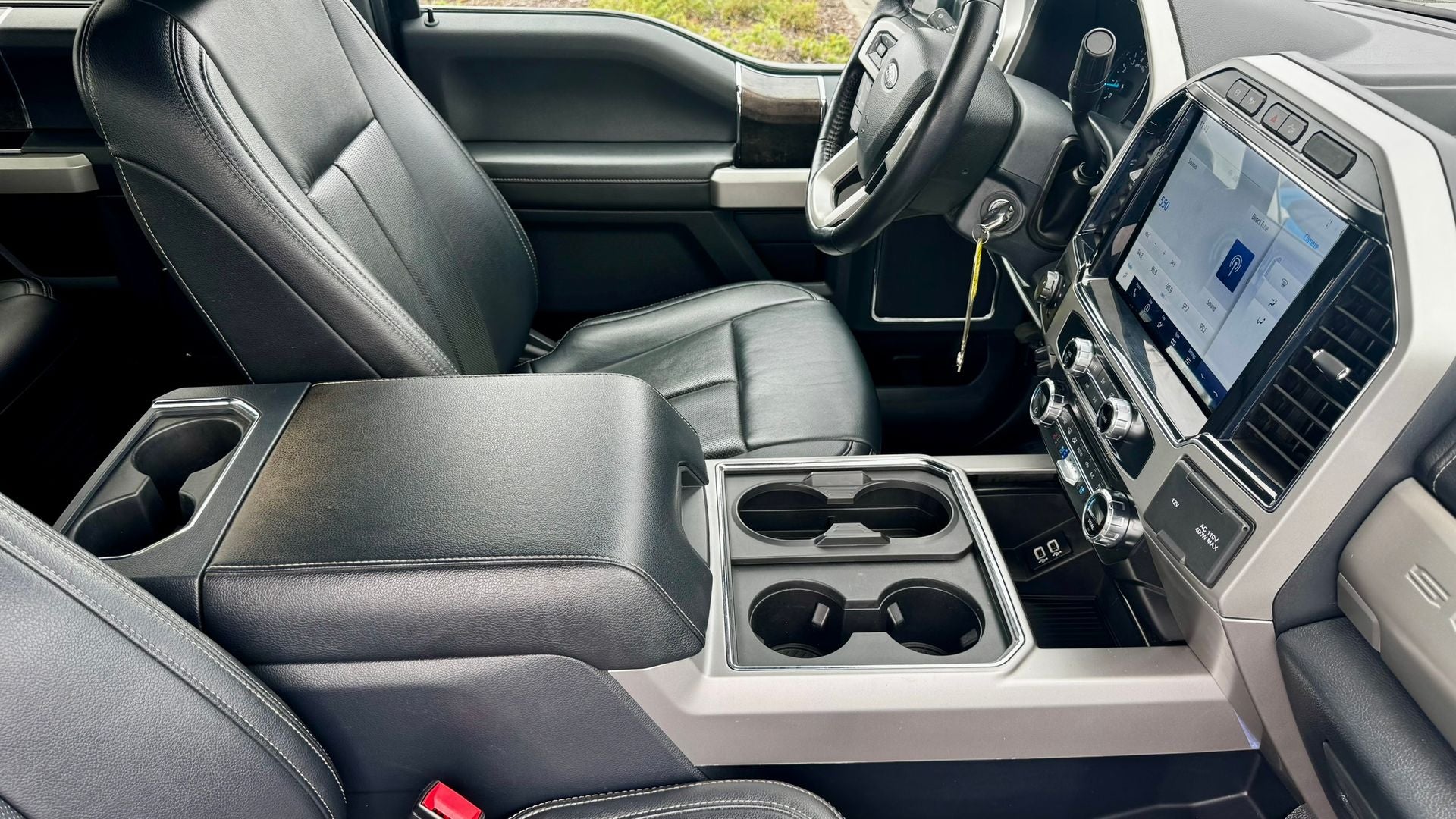 2022 Ford F-250SD Lariat