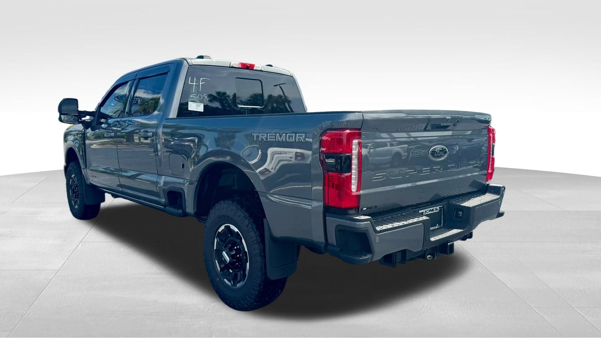 2025 Ford F-250 F-250® Lariat®